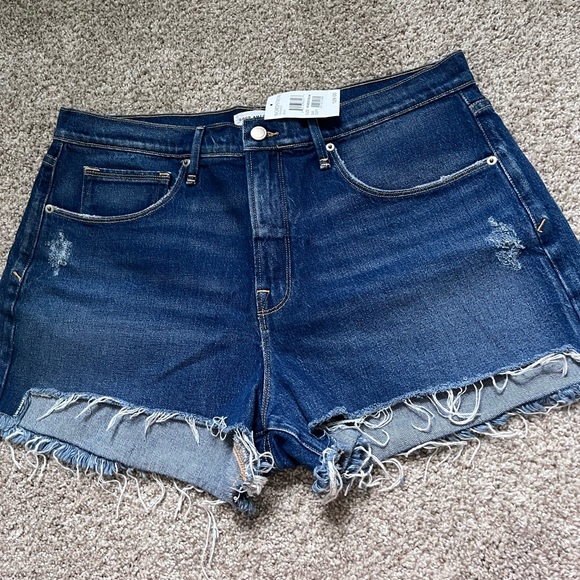 Good American Jean Shorts - Picture 1 of 7